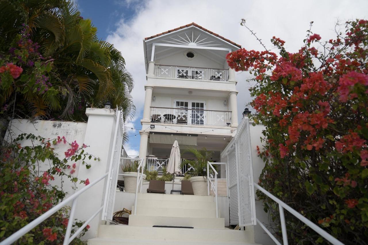 Bianca Bay 3 Bedroom West Coast Beach Front Villa Saint James Exterior photo