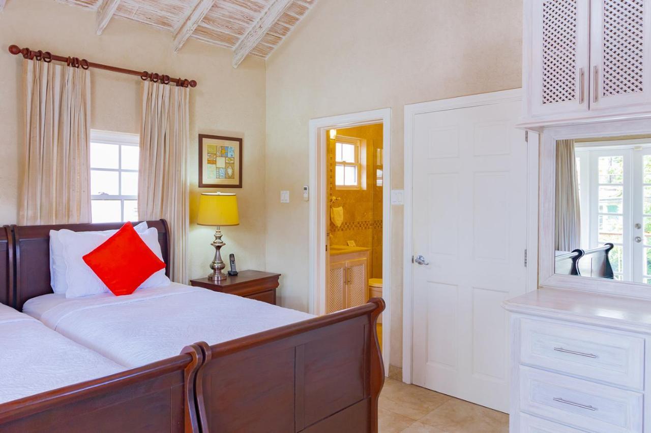 Bianca Bay 3 Bedroom West Coast Beach Front Villa Saint James Exterior photo