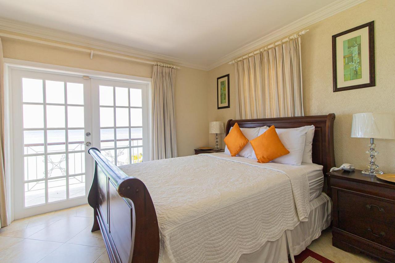 Bianca Bay 3 Bedroom West Coast Beach Front Villa Saint James Exterior photo